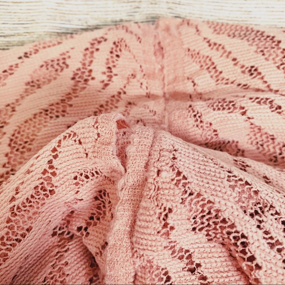 Pink Circle Scarf - Picture 3 of 3